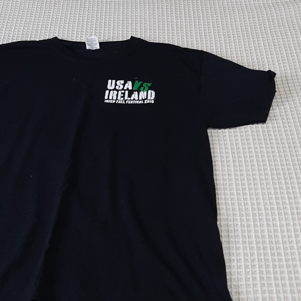 Tee shirt